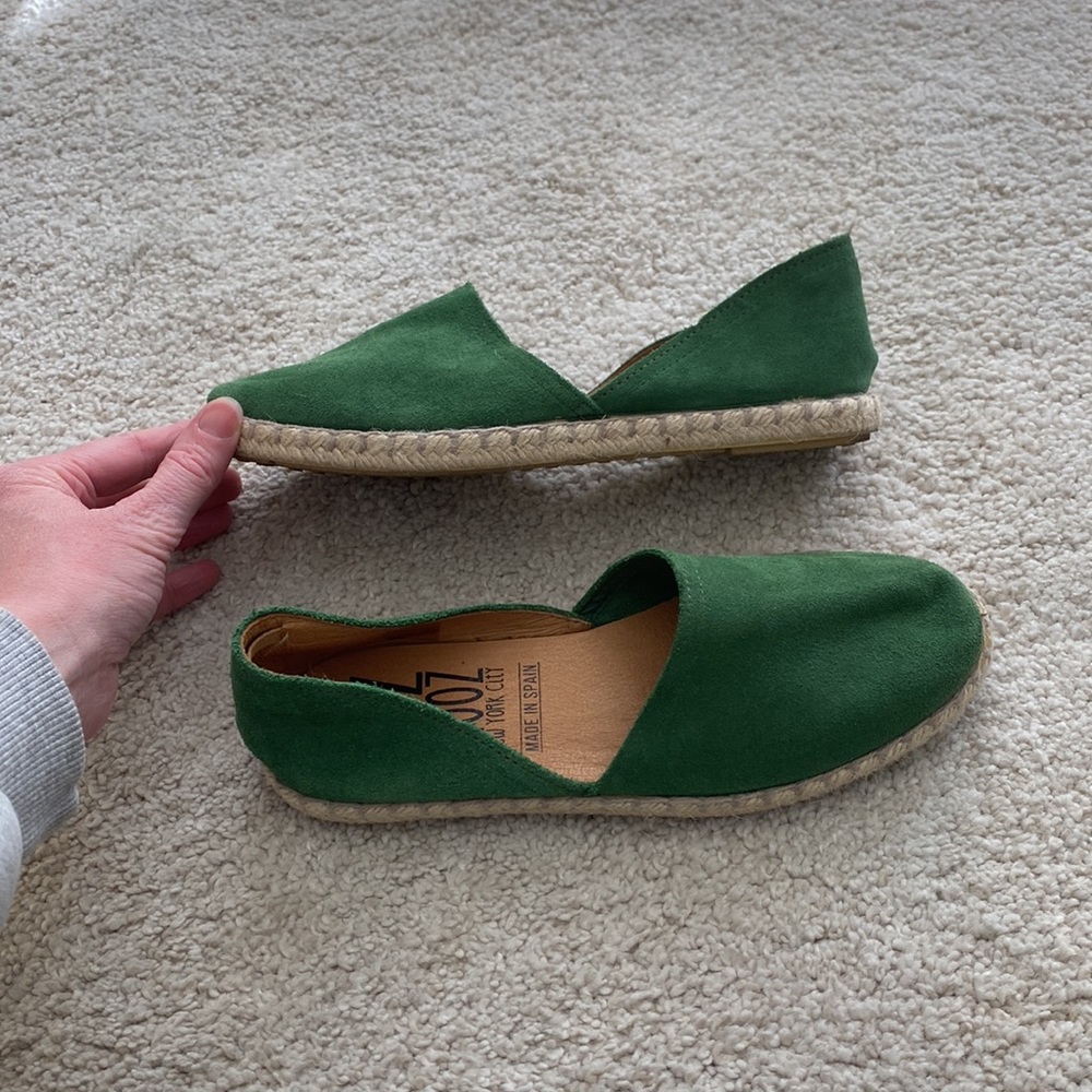 Green suede slip-on shoes - Picture 2 of 3